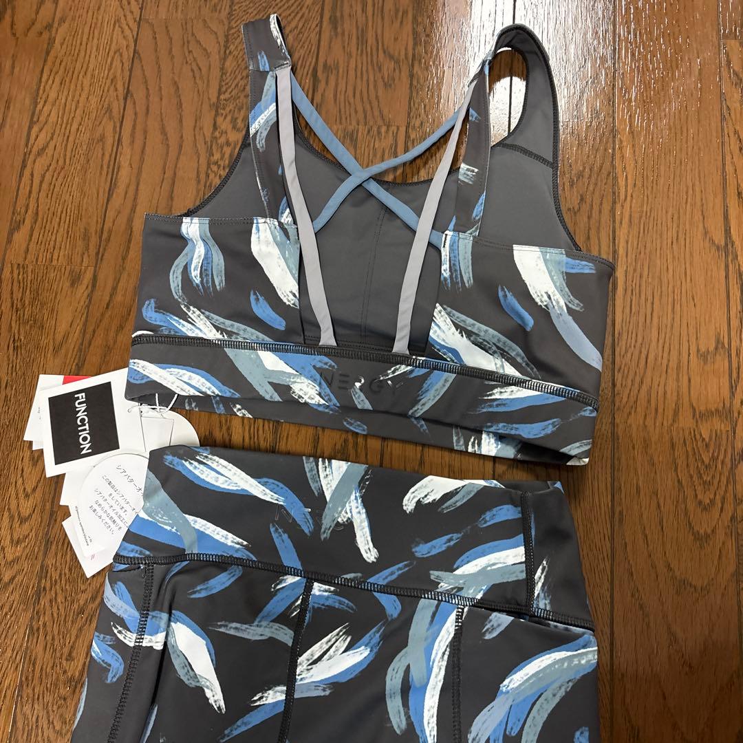 【新品未使用タグ付き／Mサイズ】ヨガウェア　ピラティスウェア　セットアップ