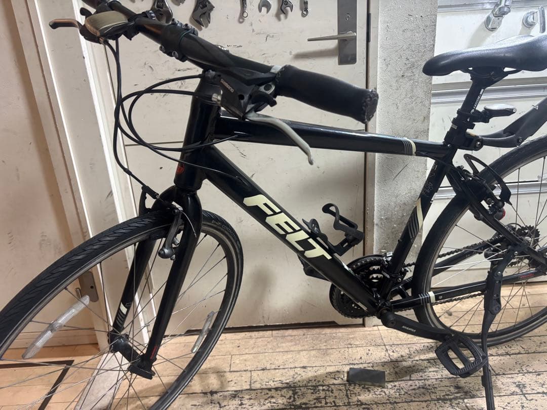 FELT VERZA SPEED50 フェルトのクロスバイク ブラック