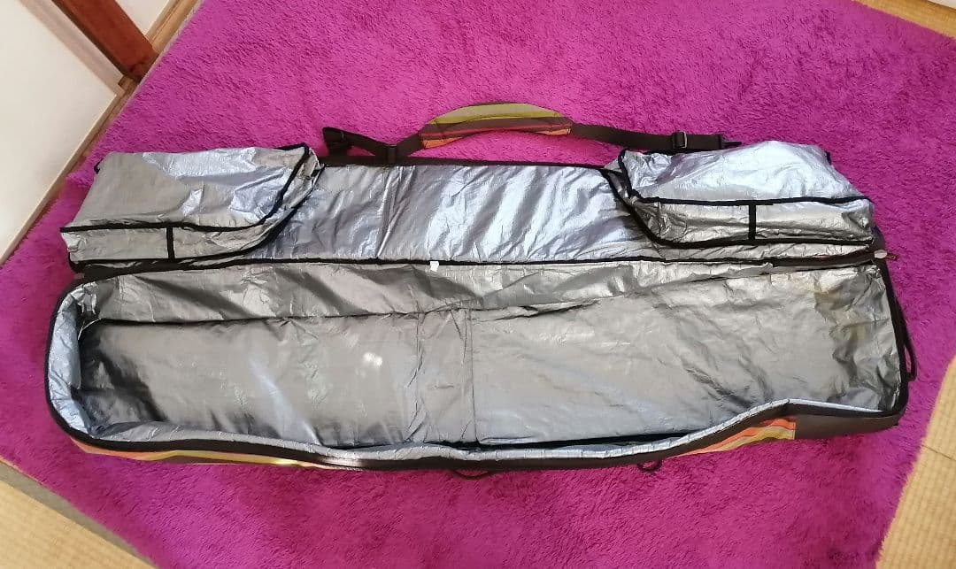 DAKINE オールインワン キャスター付 スノーボード ローラー ボードケース