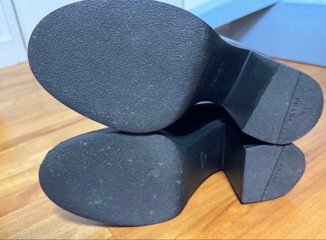 PRADA チョコレート ブラッシュドレザー ハイヒールローファー　35.5