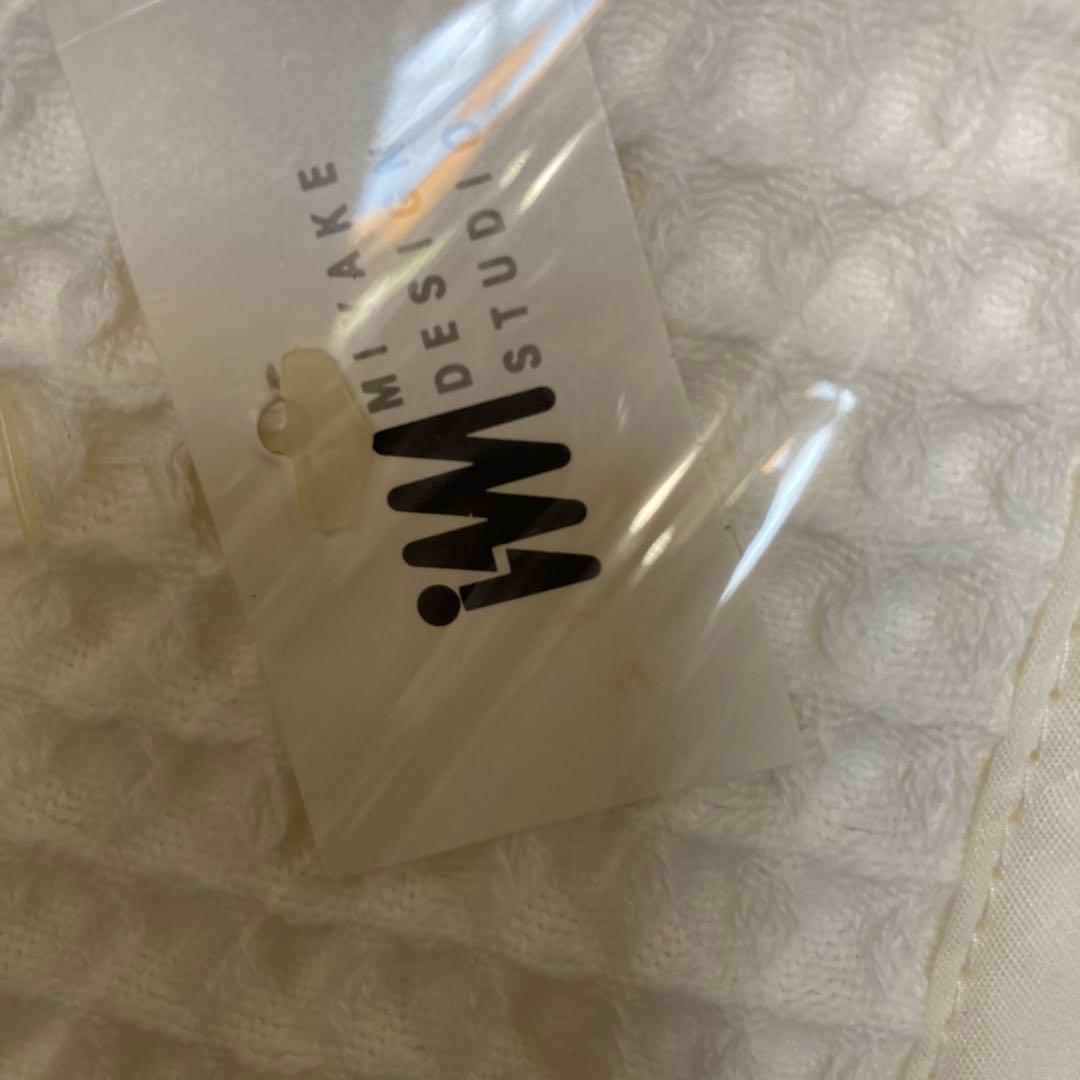 イッセイミヤケ、ベットスプレット　ワッフル