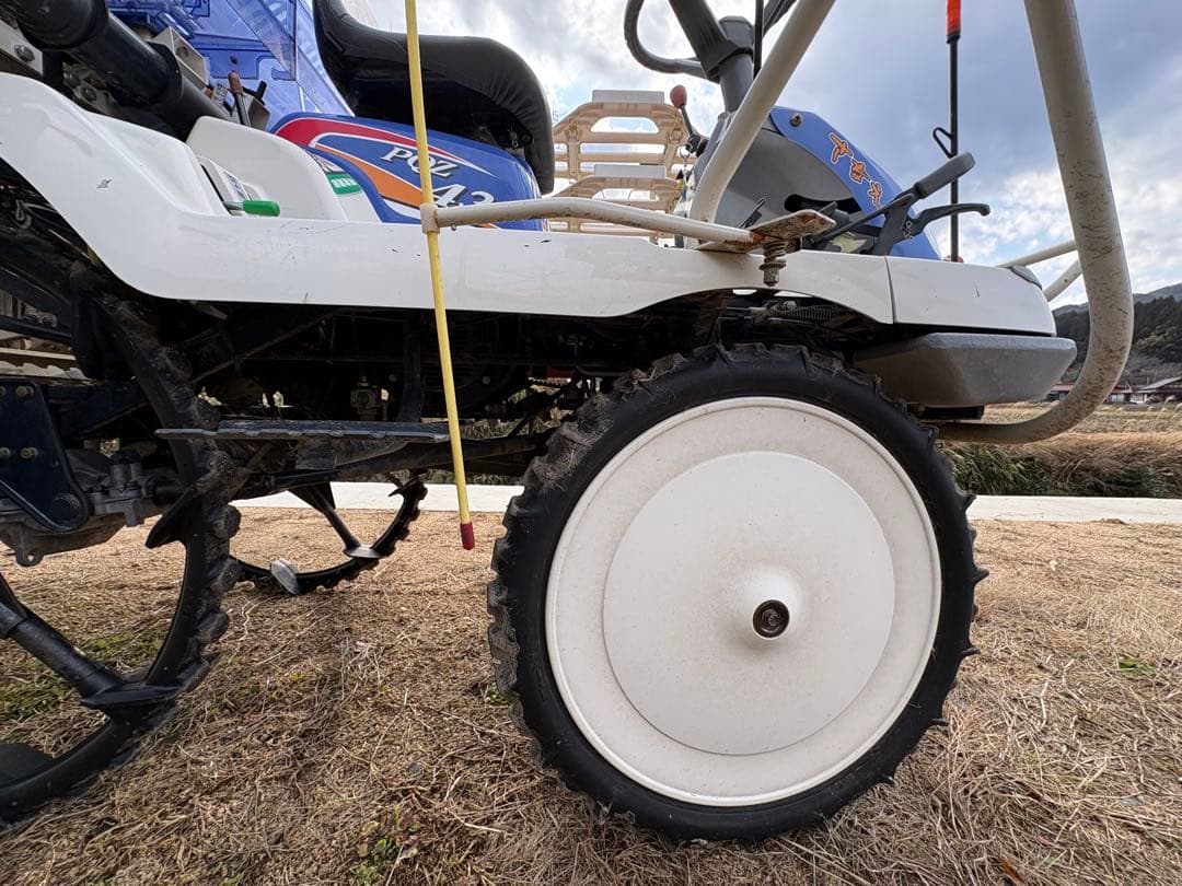 Y*O様 【広島発】イセキ／田植機／PQZ43-DULF 4条／施肥機付・未使用