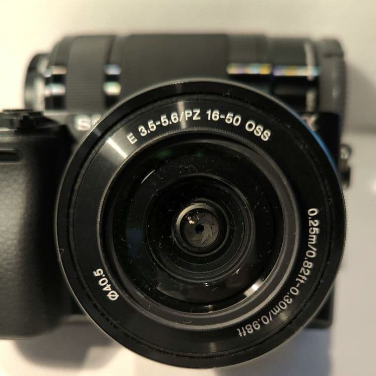 α6000 ILCE-6000Y ダブルズームレンズキット一眼カメラ