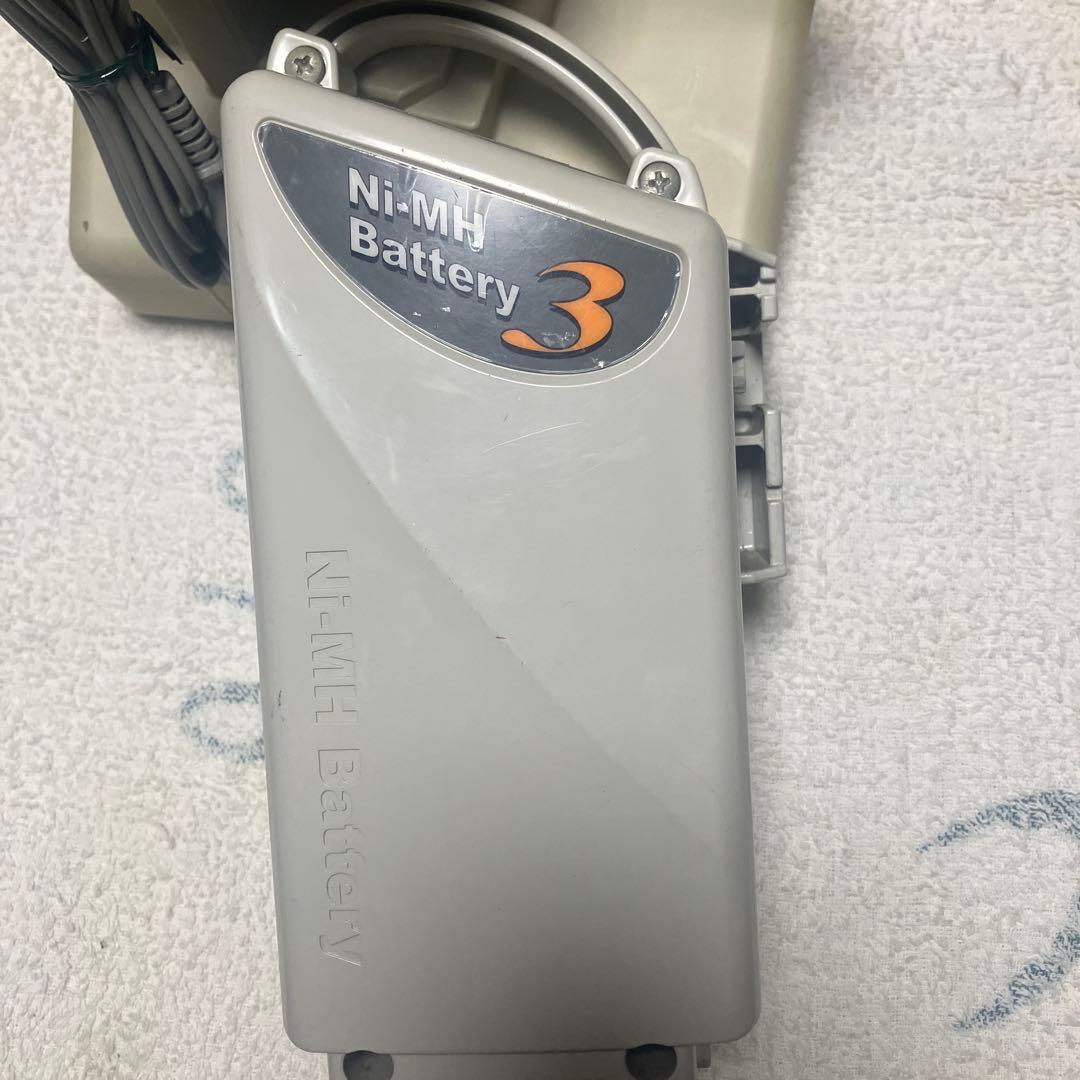 バッテリー充電器 LEDインジケーター付き