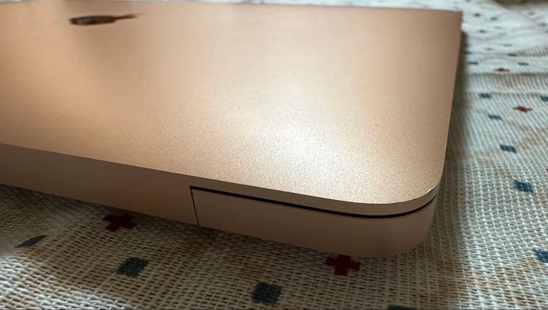 MacBook Air M1(2020年) 13㌅ 8GB/256GB