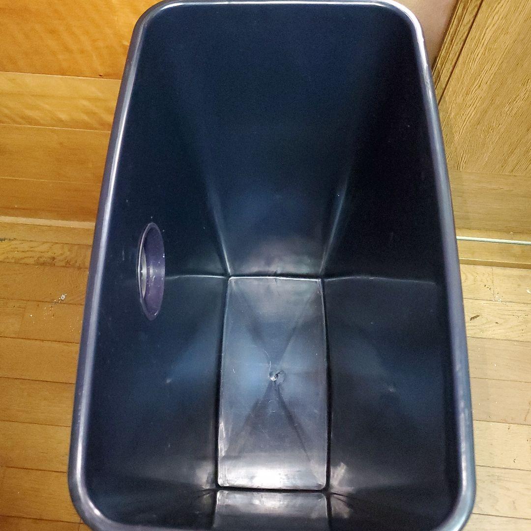 SUNTORY FOODS ごみ箱