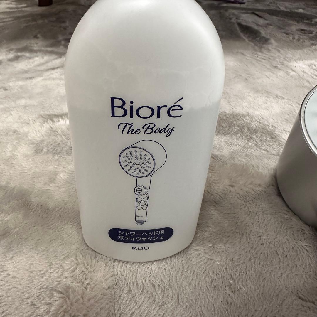 Biore シャワーヘッドとボディソープセット