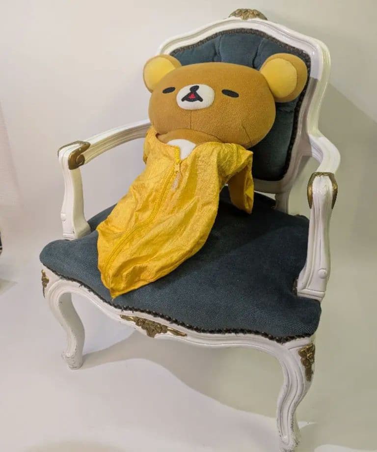 ロココ調 猫足 チェスターフィールドお宮参りお食初撮影用椅子 写真館用 撮影椅子