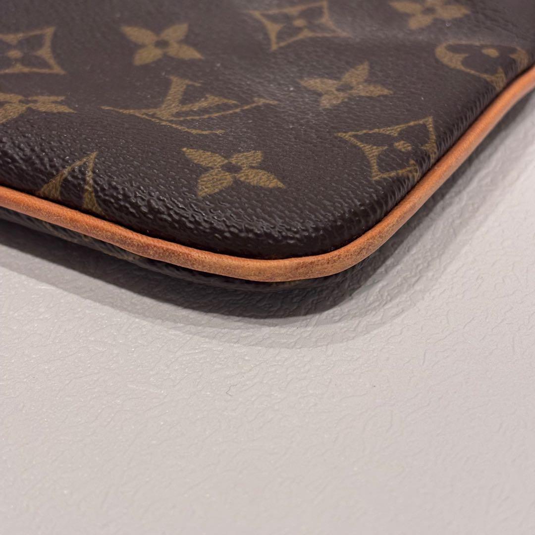 ルイ・ヴィトン　ポシェット・ヴァルミー　モノグラムキャンバス