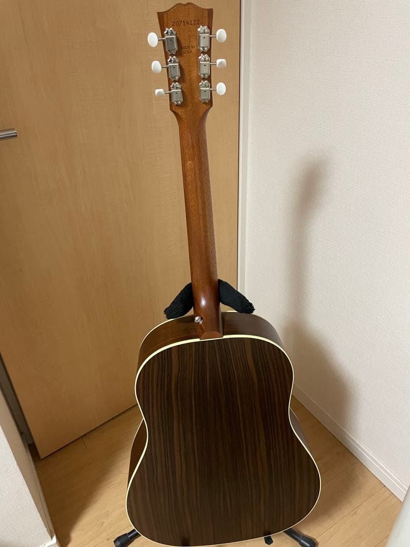 ギブソンJ-45 Studio Satin Rosewood （ハードケース付）