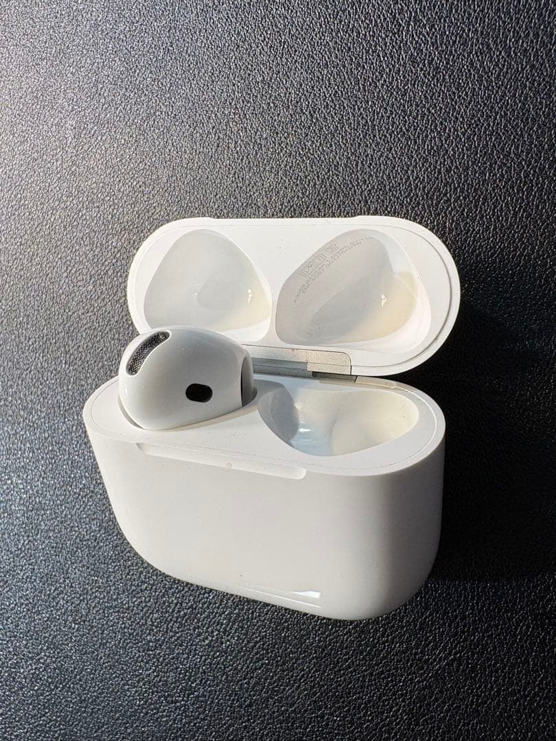 Apple AirPods 4世代 片耳 R