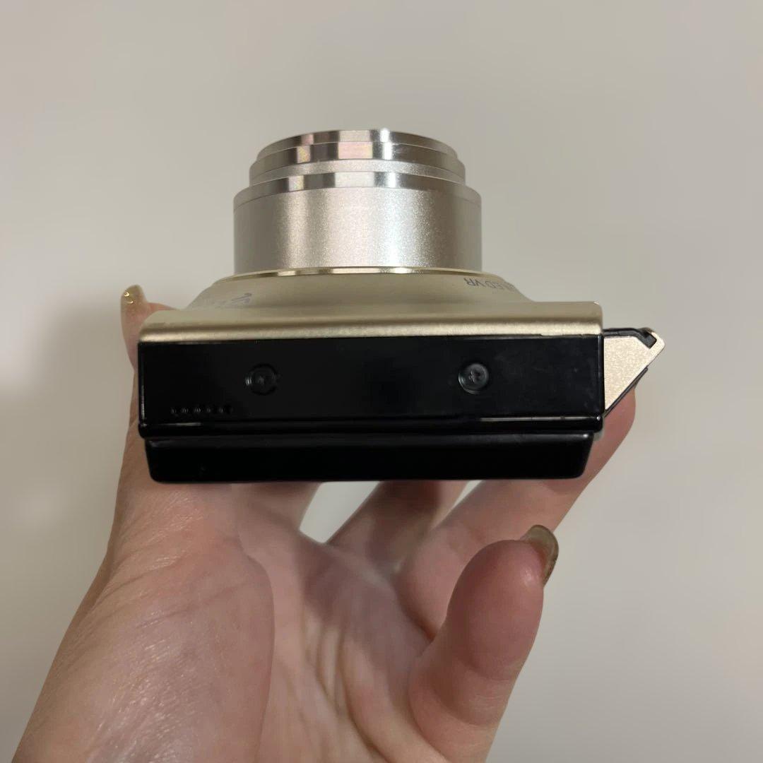 Nikon COOLPIX S8100 ゴールド コンデジ　ニコン