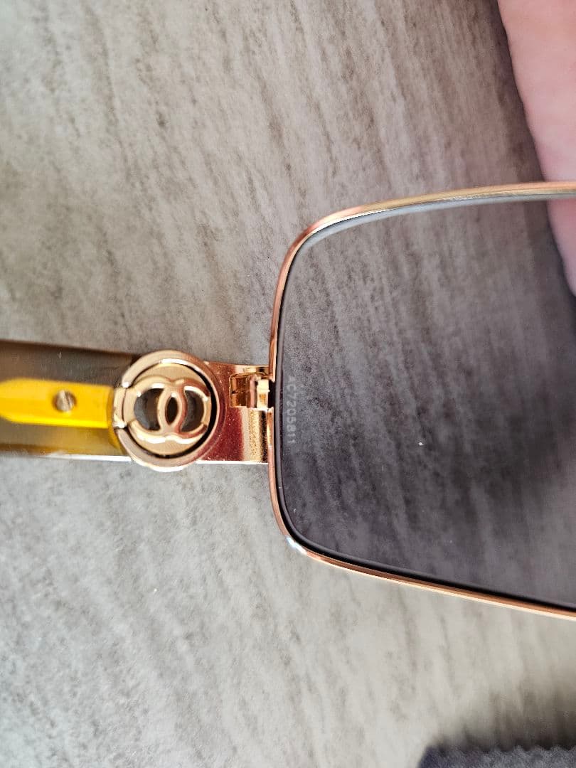 た*や様 CHANEL ゴールドロゴ ブラウンサングラス