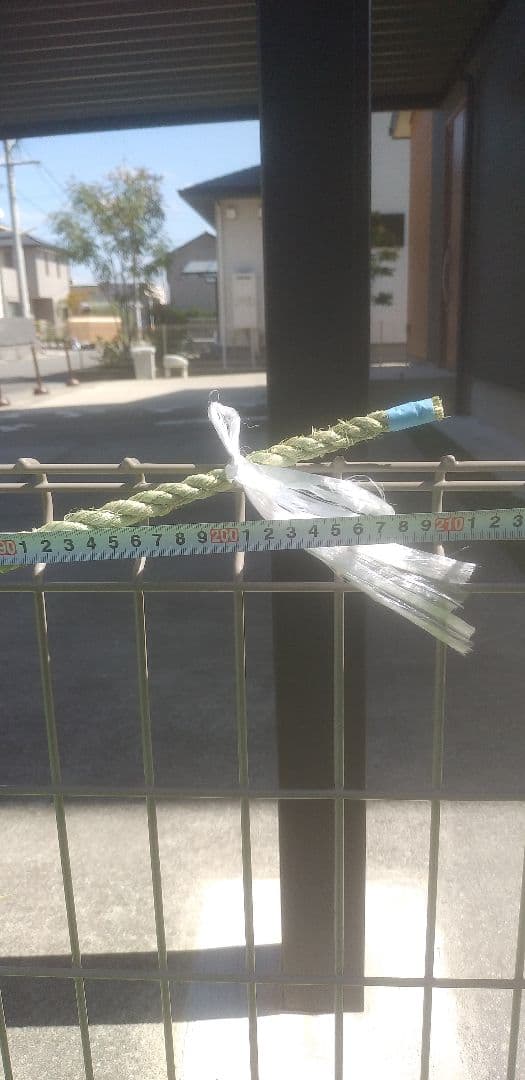 神社用しめ縄（長さ約２メートル）