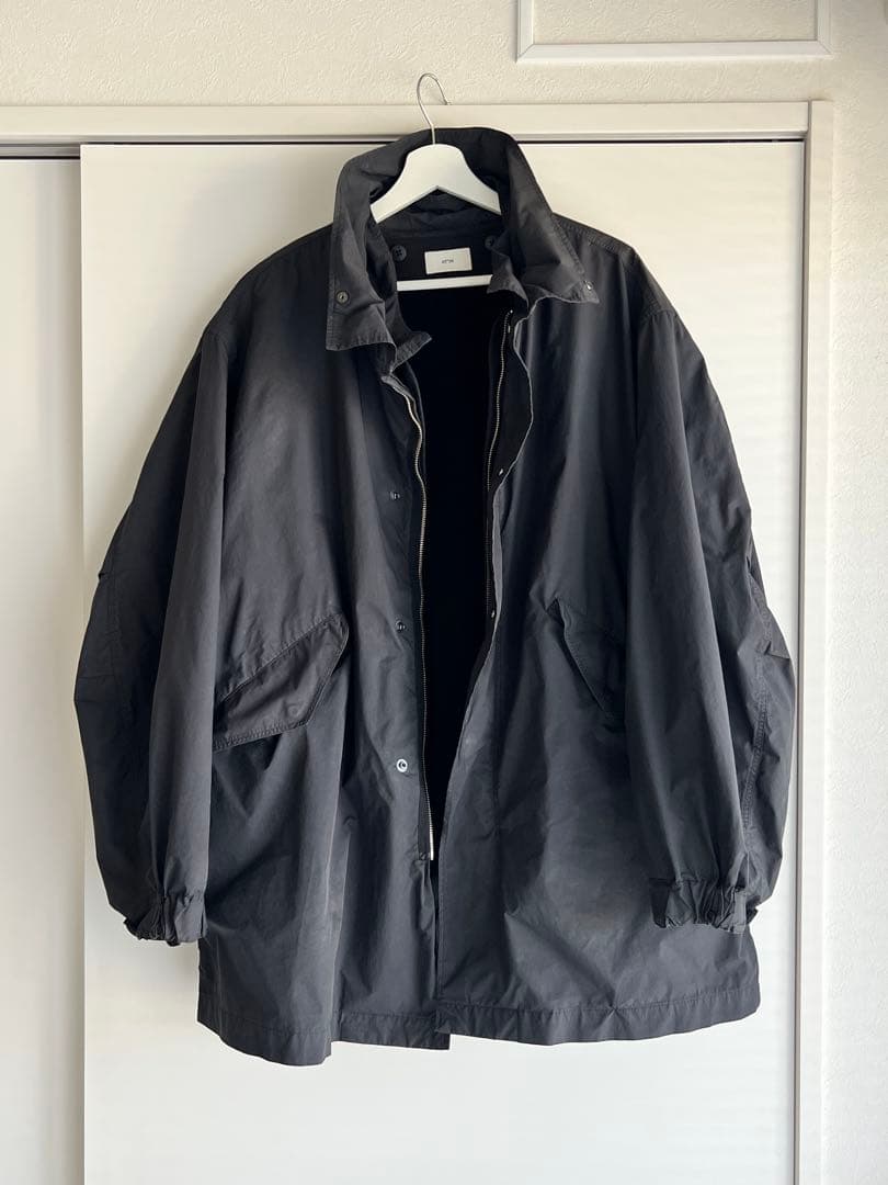 ATON Air Weather Short Mods Coat　ダークグレー4