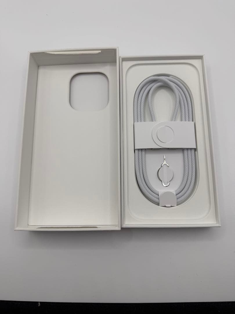 iPhone 16 Pro 512GB ナチュラルチタニウム