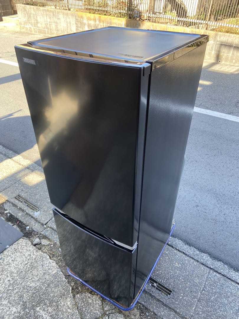 T398 TOSHIBA 2021年製 153L 冷蔵庫 ブラック