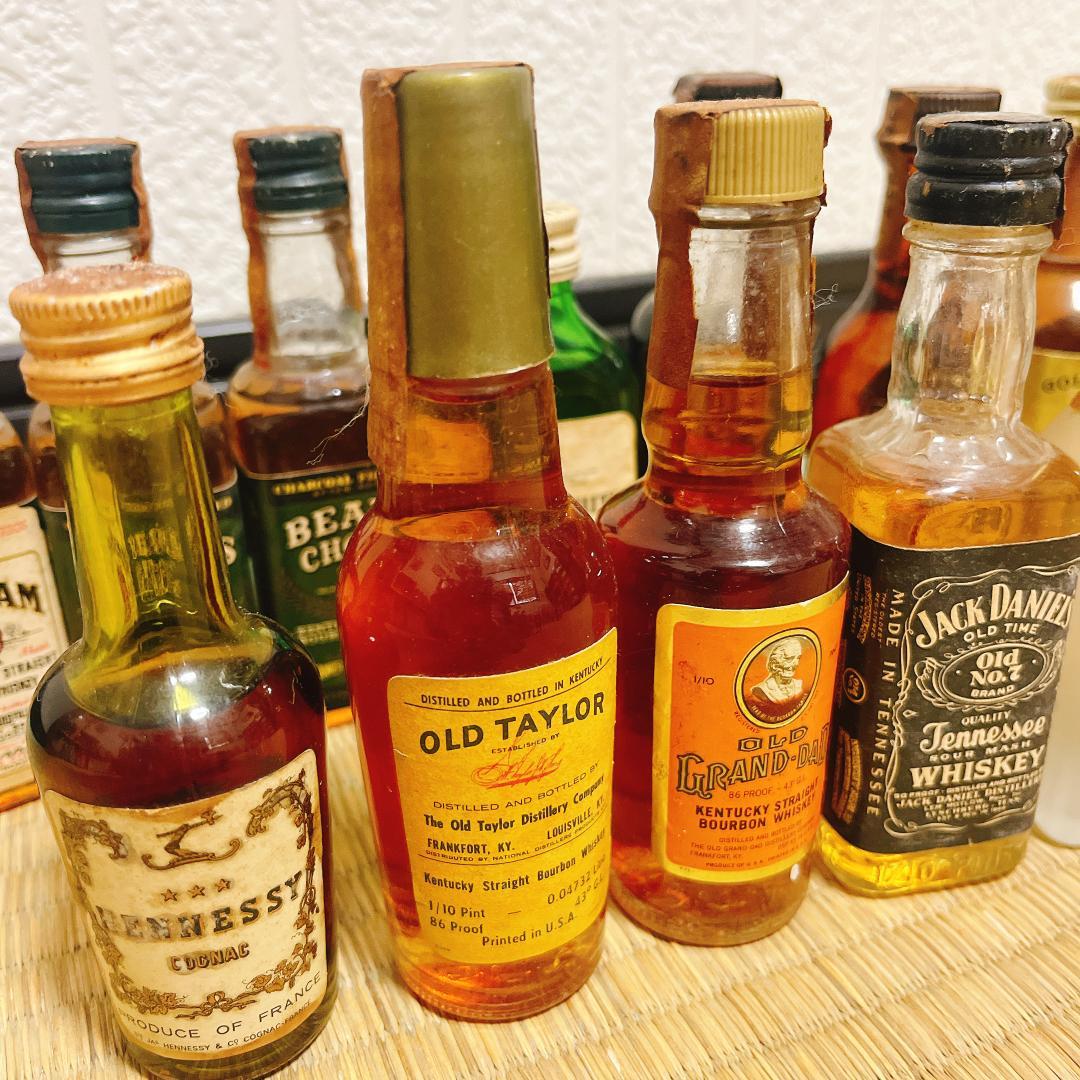 【未開封】ウイスキーミニボトル☆２１本セット☆古酒