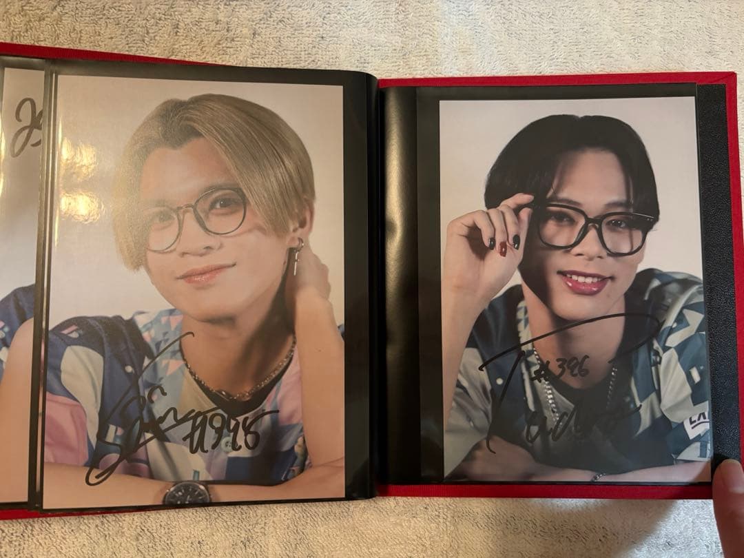 BsGravity 2025 1部　直筆サイン入りフォトブック