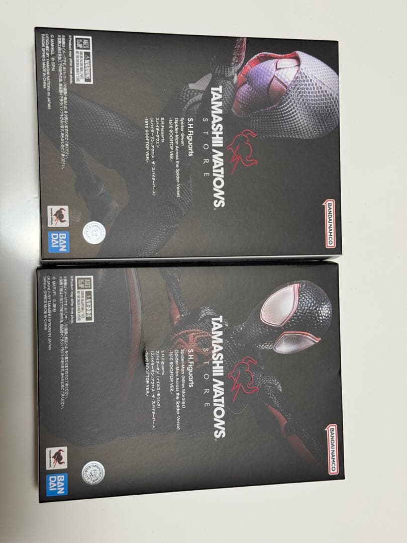 【新品】スパイダーマンマイルズ・モラレス　スパイダーグウェン　2体セット