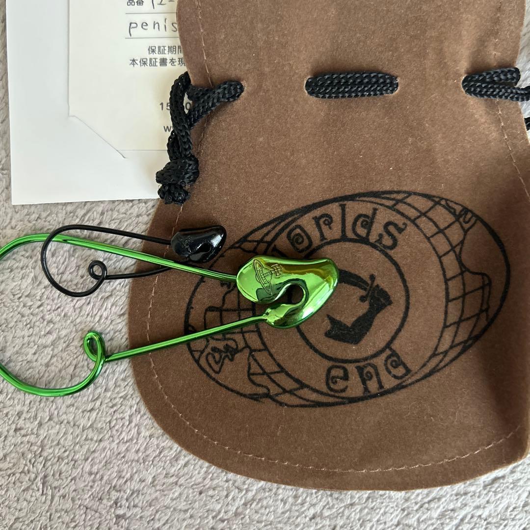 Vivienne ヴィヴィアンSafety Penis Pins安全ピン