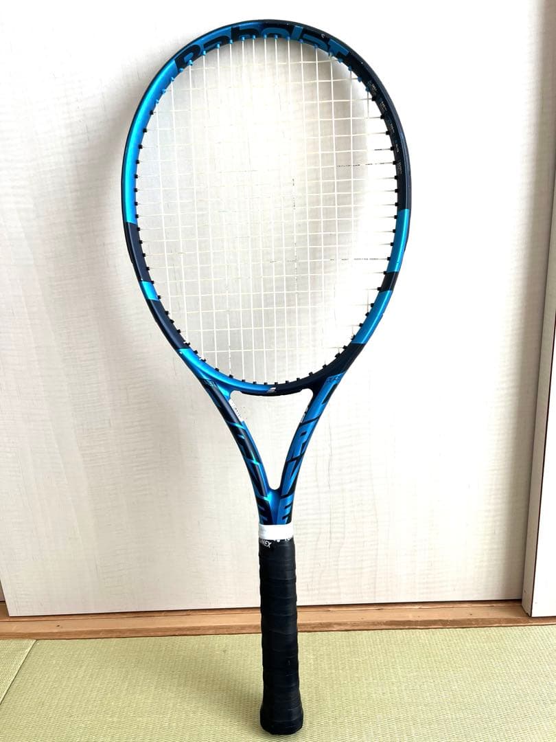 バボラ　ピュアドライブTEAM テニスラケット G2