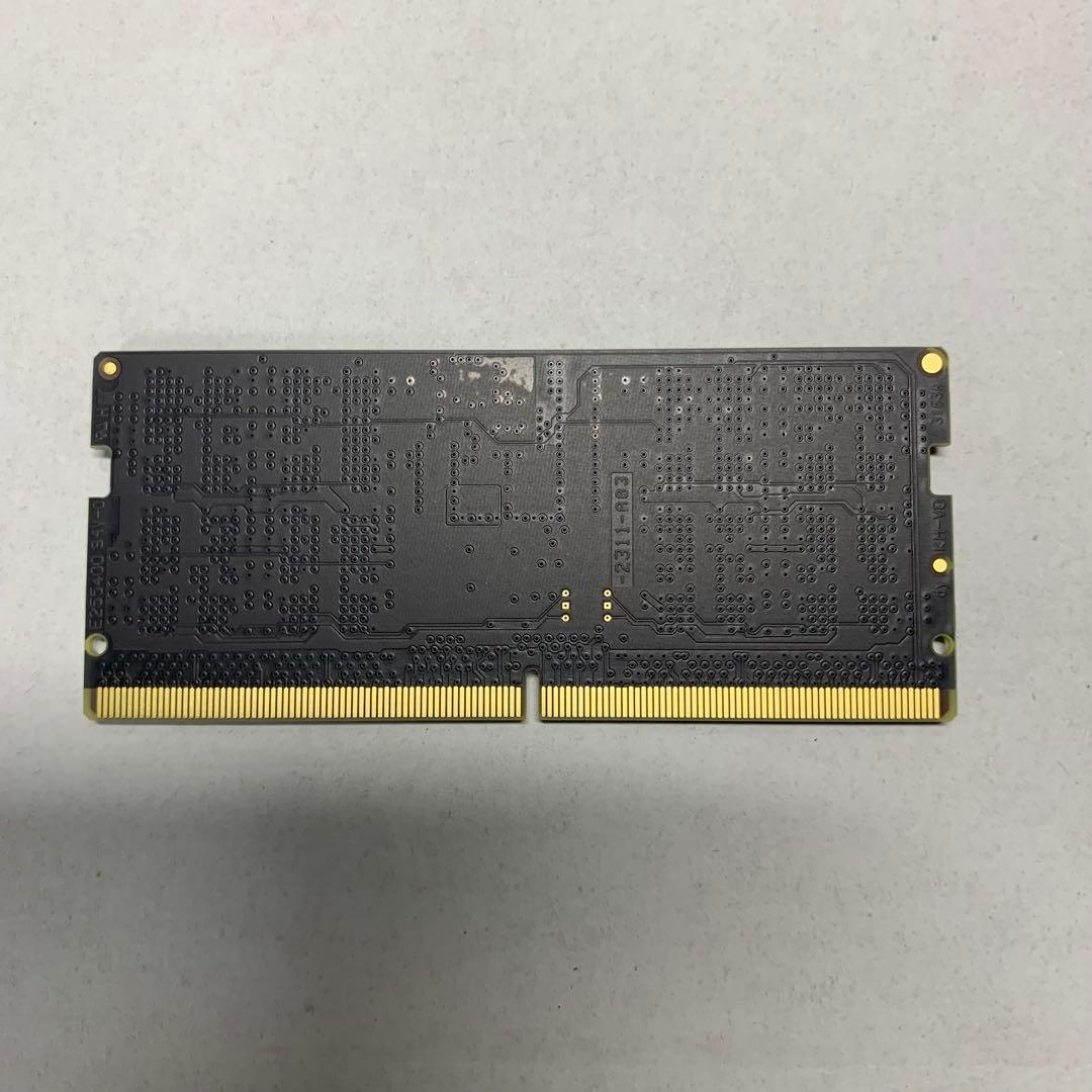 w*7様 crucial 16GB DDR5-5200 SODIMM メモリー
