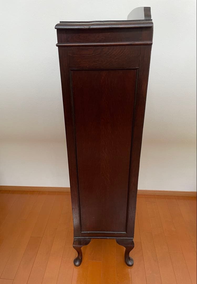 イギリスアンティーク家具　 ガラスキャビネット