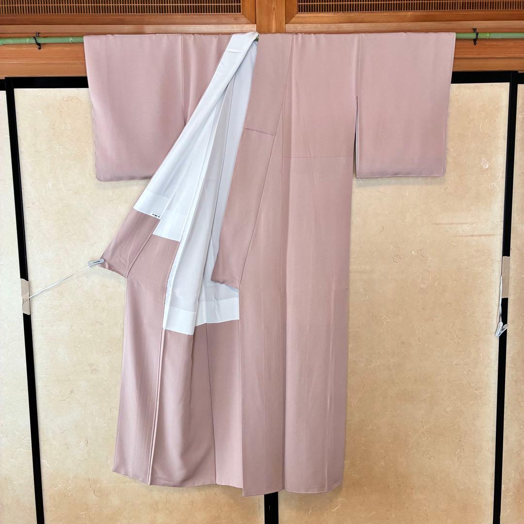 色無地　ピンクベージュ　正絹　ちりめん　友禅染　セミフォーマル　【mm018】