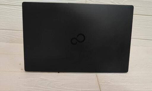 11世代　LTE 対応　薄型　Laptop　パソコン