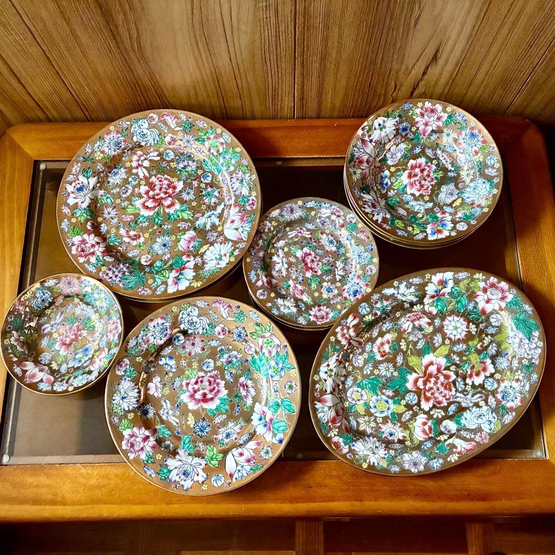 新品未使用　景徳鎮　金彩　絵付け　色絵金彩　ゴールド　食器　皿　12点セット