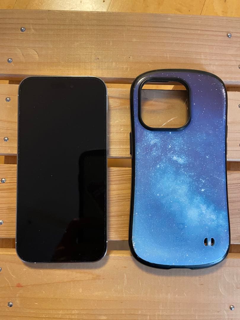 Apple iPhone 14 Proシルバー本体