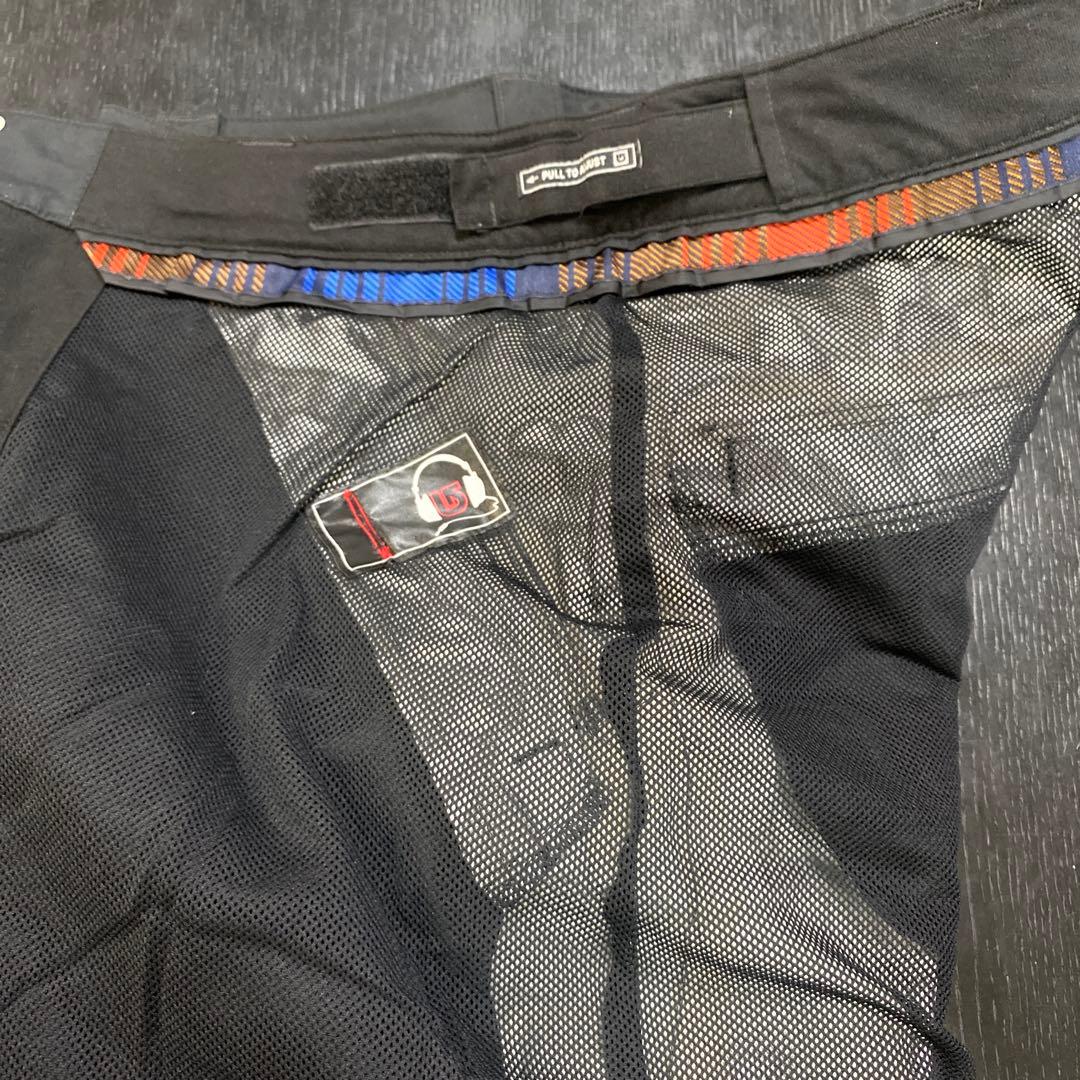 【 swoh出品です 】BURTON スノーボードパンツ ブラック