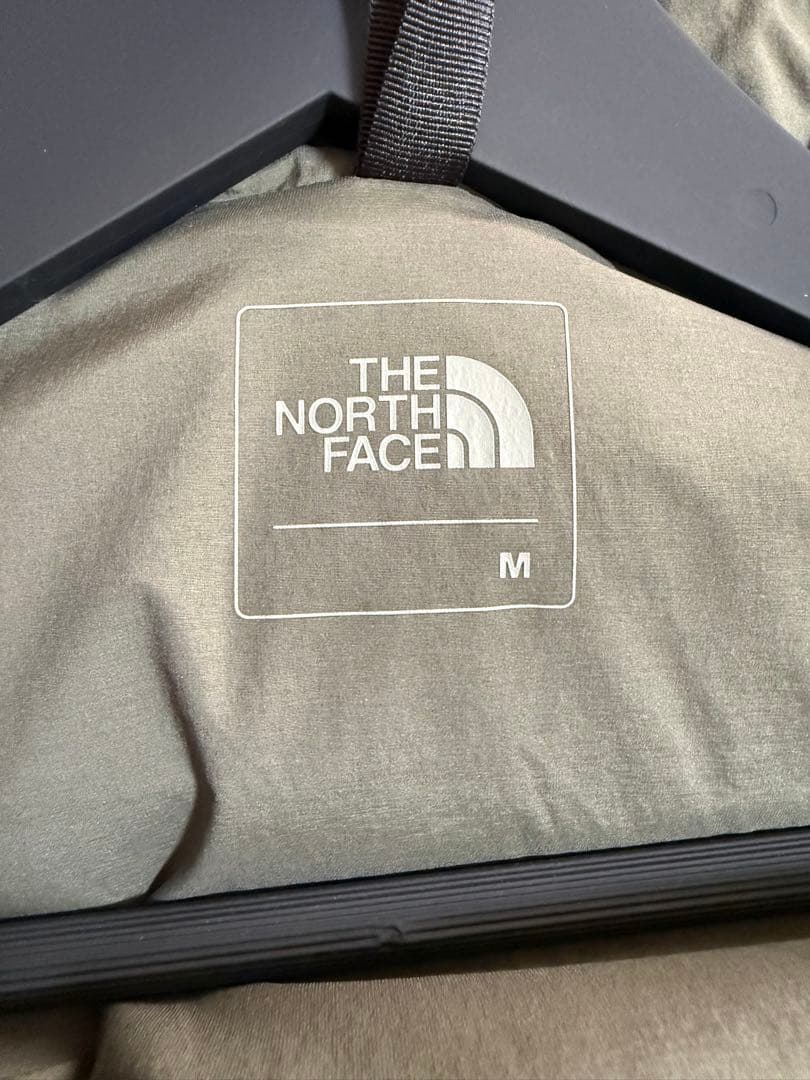 ノースフェイス　ダウンジャケット オリーブグリーン