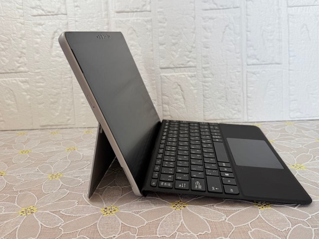 極美品 Surface Go2 キーボード 10.5型 タッチ液晶 タブレット