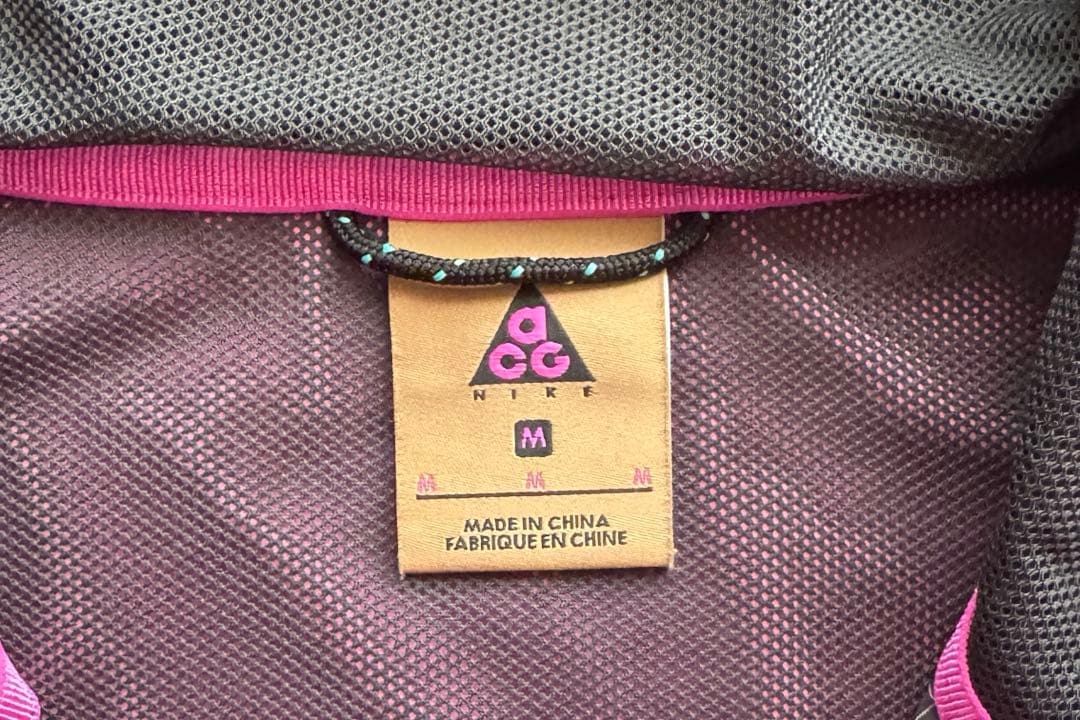 ジャケット・アウター NIKE ACG WOVEN HOODED ANORAK JACKET