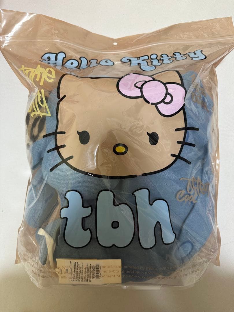 【海外限定】Hello Kitty x TBH トラベルブランケット等3点セット