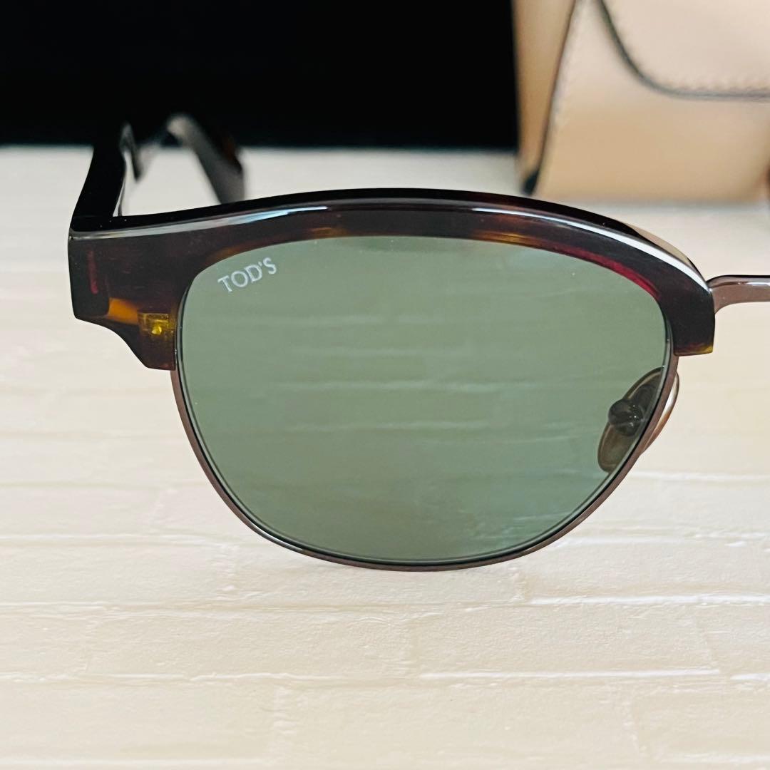 ちゃみ 　美品 TOD'S べっ甲調 サングラス 眼鏡 めがね