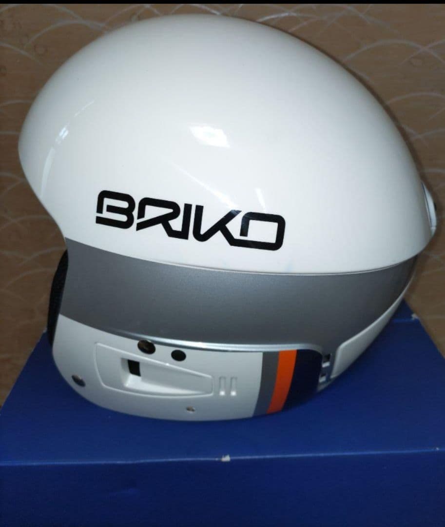 未使用保管品 BRIKO ブリコ VULCANO FIS 対応ヘルメット