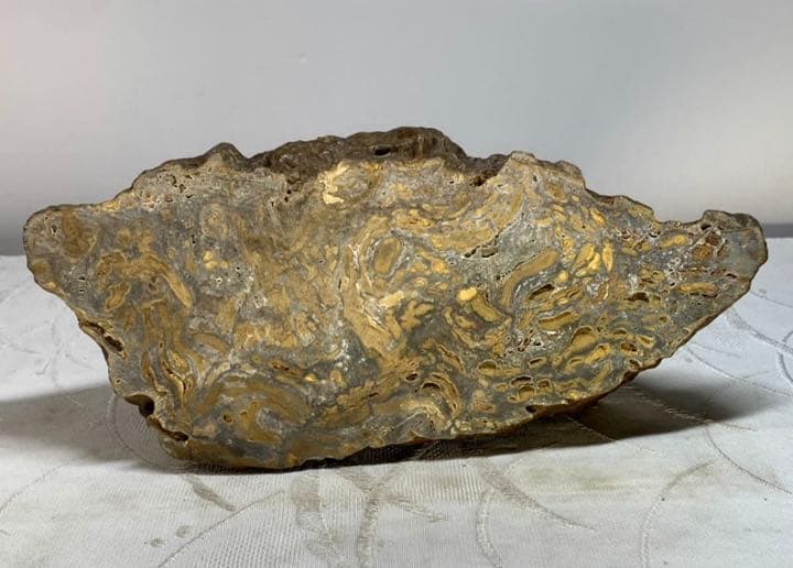 2443佐渡猿八碧玉石 佐渡赤玉石 2.28kg