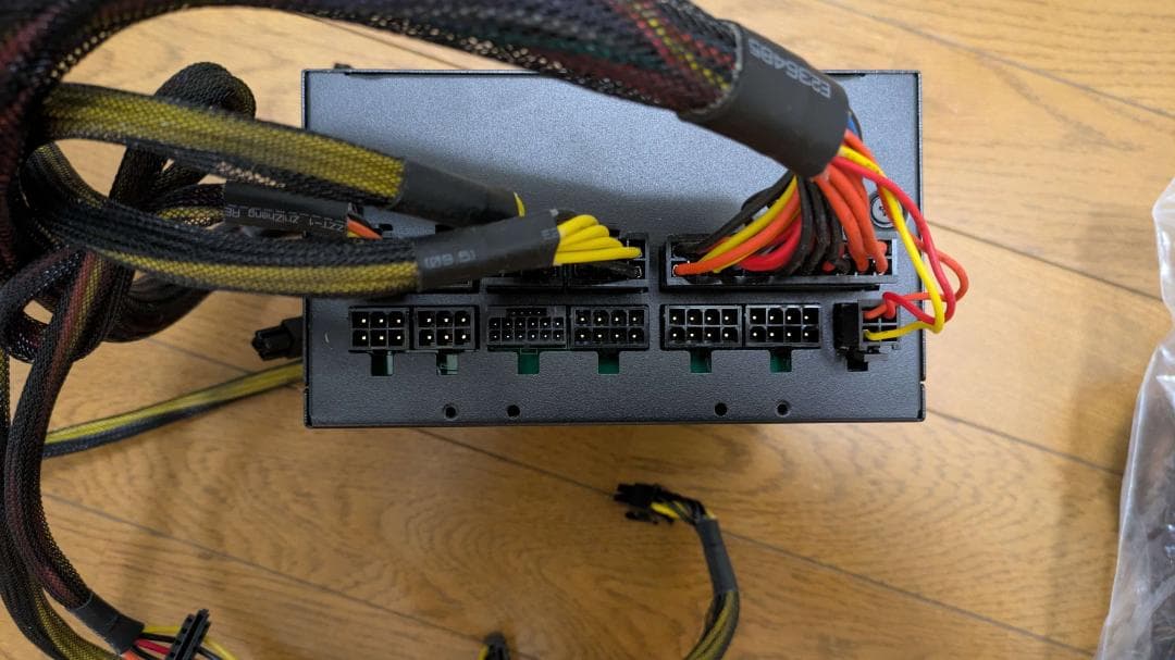 Enhance 1200W platinum ATX電源ユニット