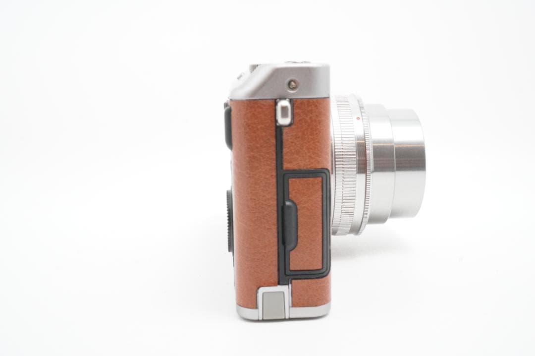 【美品】FUJIFILM XF1 ブラウン デジカメ 充電器 SDカードセット