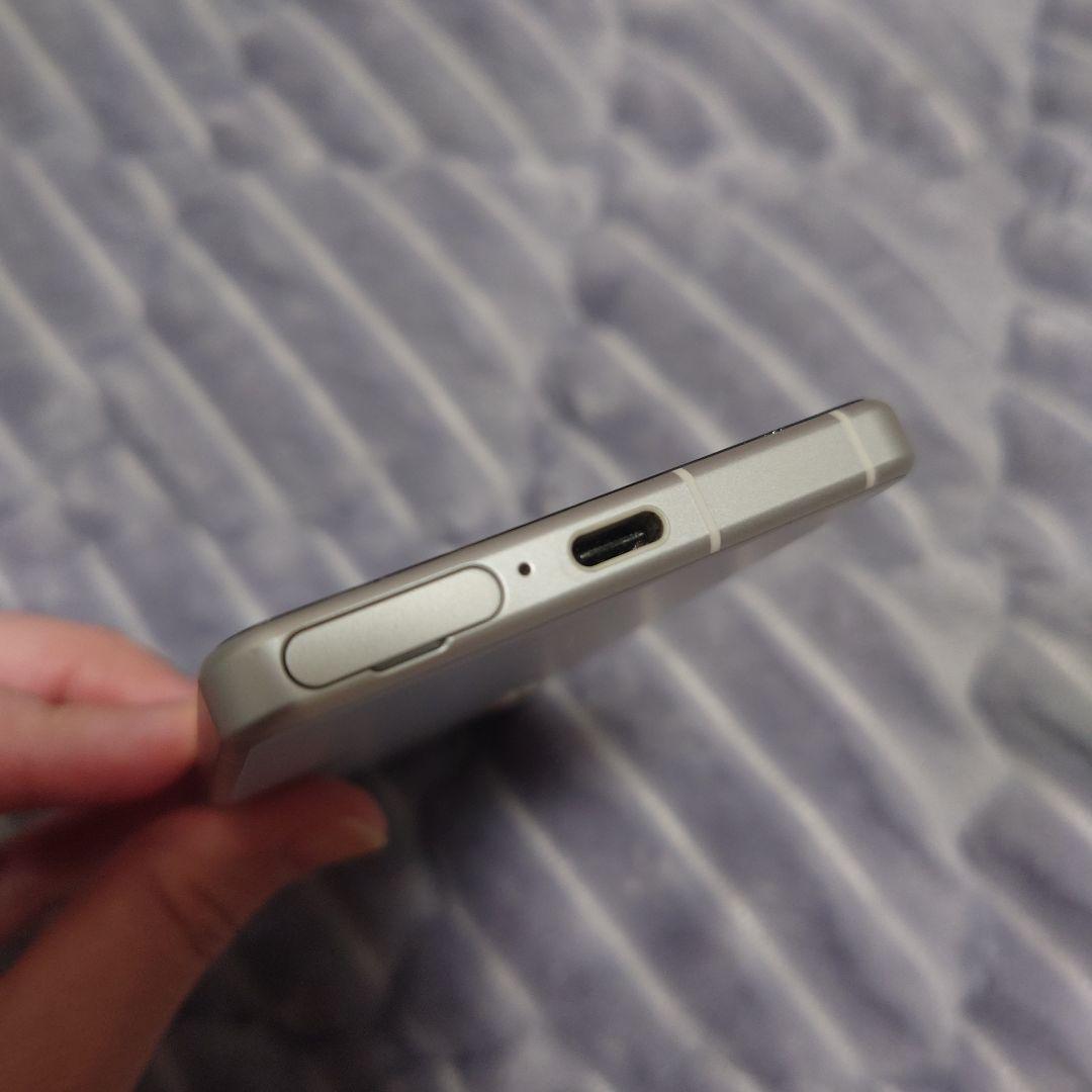 【ジャンク品】エクスペリア 5IVXperia simフリー エクリュホワイト