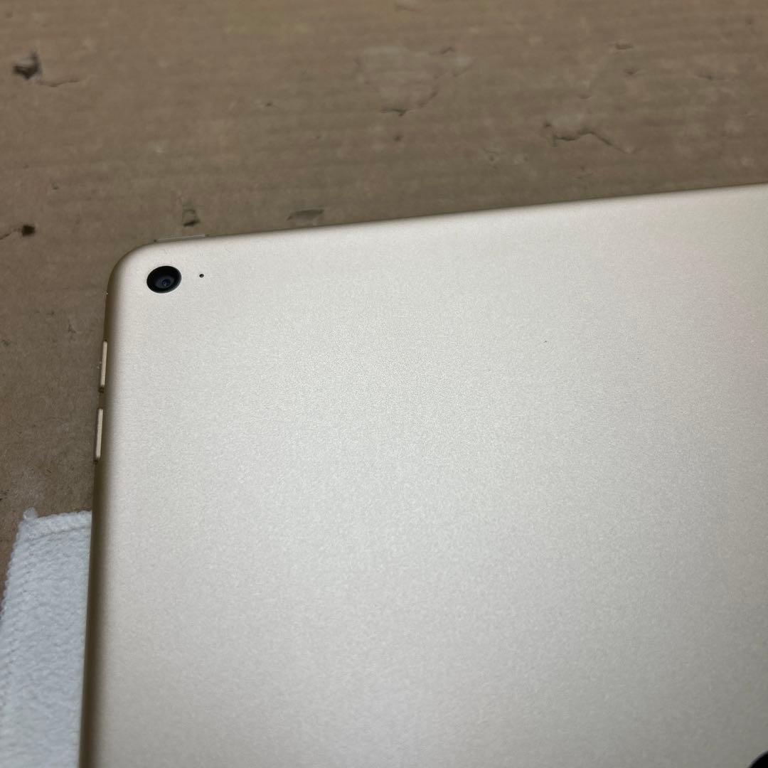 Apple iPad Air 2 Wi-Fi 64GB ゴールド