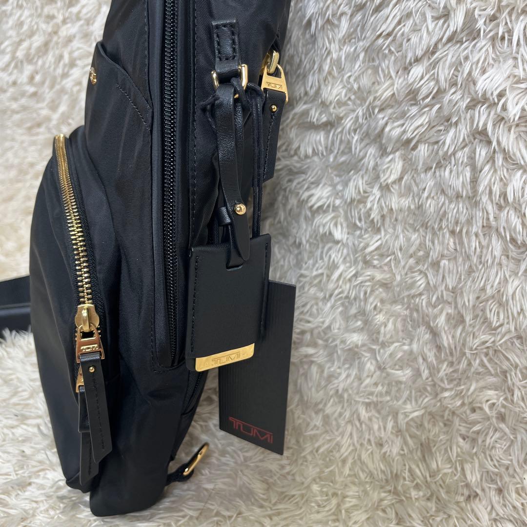 美品✨TUMI トゥミ　ナイロン　クロス　ボディバッグ　ゴールド金具