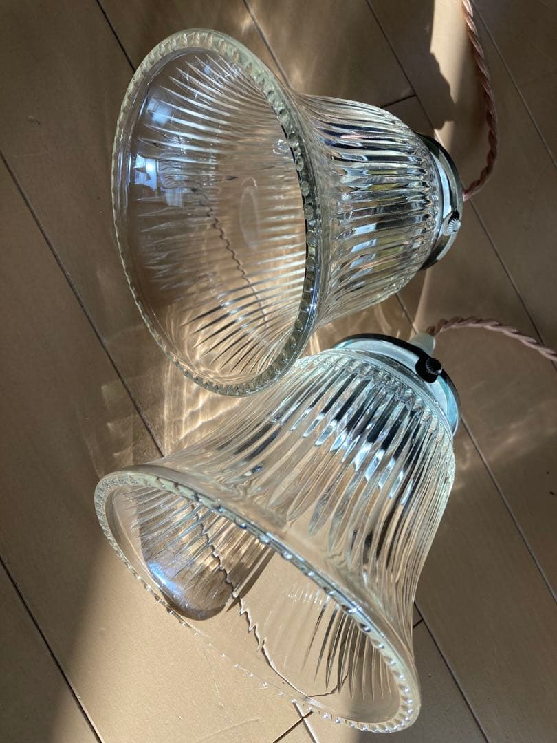 ぴょええええさま専用キャトルセゾン] クリアガラス ペンダントライト 2個セット