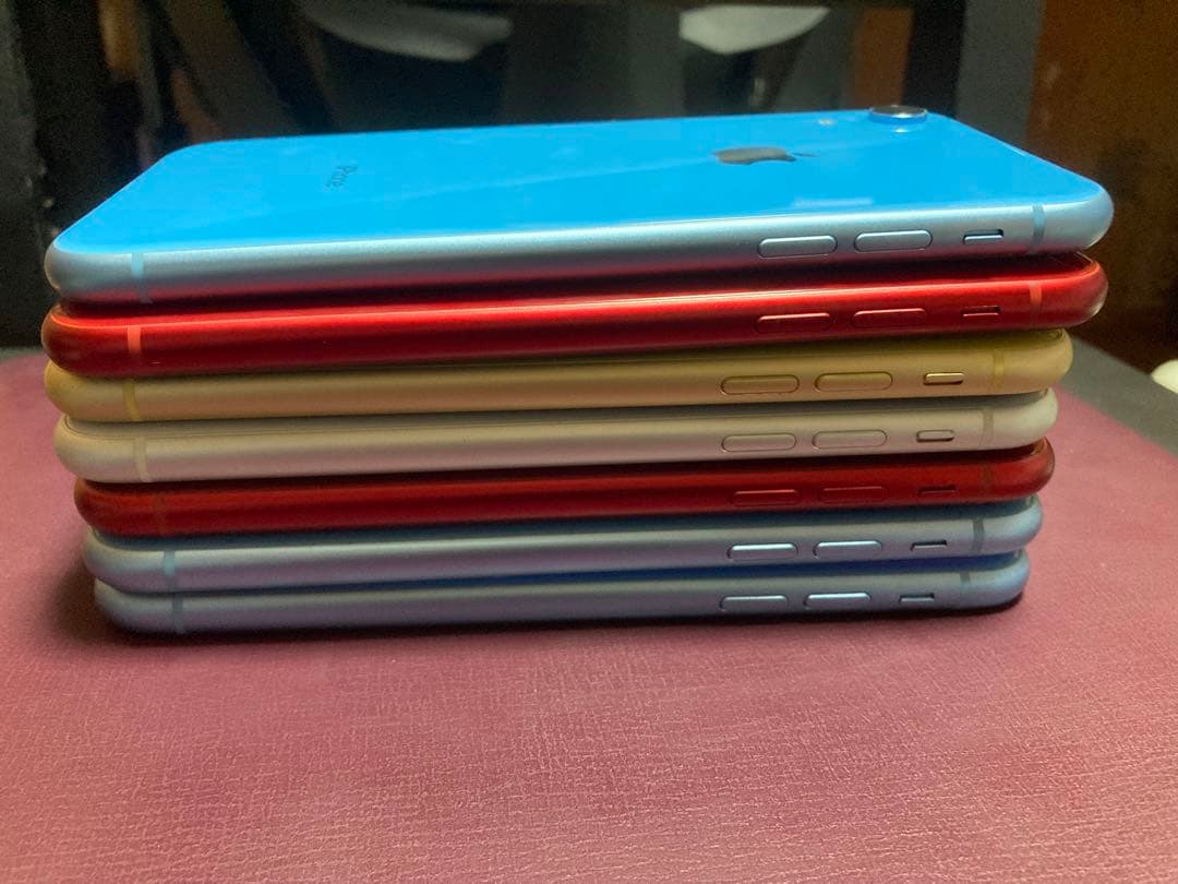 iPhone XR 64GB 2個　128GB 5個　合計7個　12