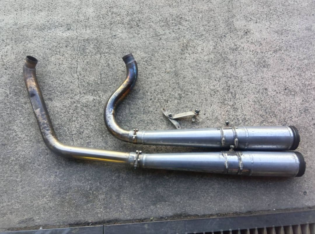 ホットドッグマフラー ハーレー