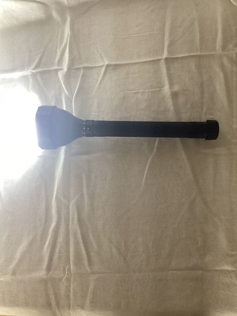 レッドレンザーLED LENSER X21R.2 フラッシュライトと三脚