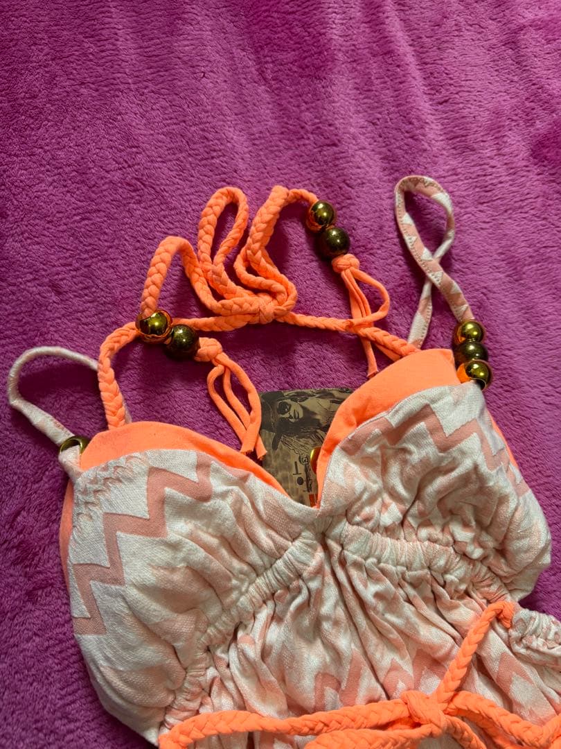 新品タグ付き　d.i.a オレンジ/ホワイト ジグザグキャミソール